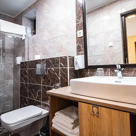 Fakapu Pince Es Panzio Bed & Breakfast Tokaj